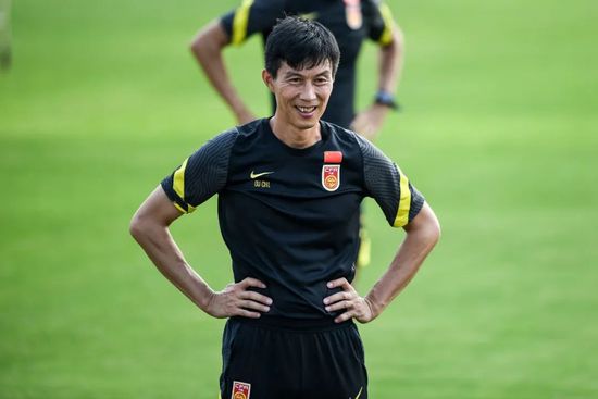 裸体表演